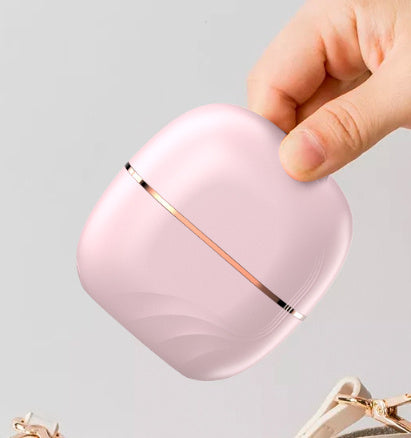 Kabelloser mini Haarglätter-Kamm